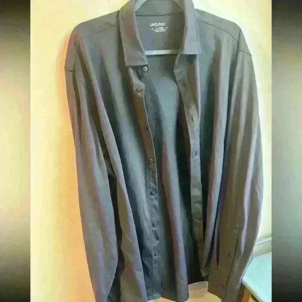 Untuckit men’s gray long sleeve 100% cotton button down size XL